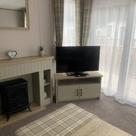 Grasmere Unit 31 *